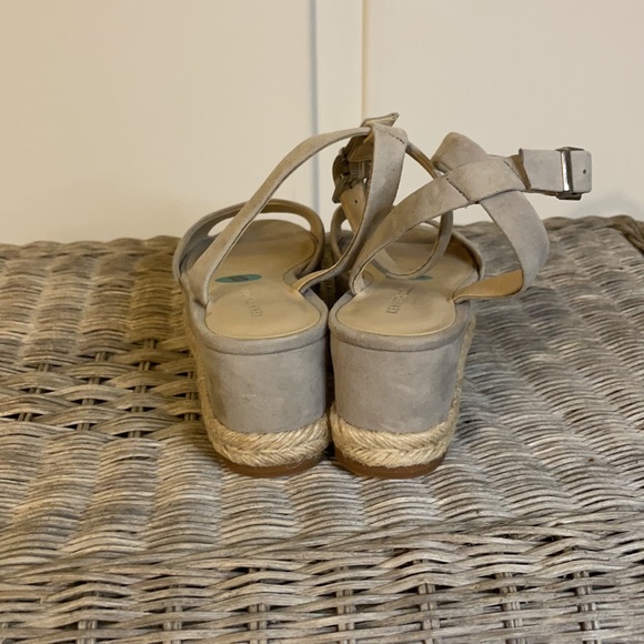 Kenneth Cole Suede Platform Espadrille, size 8🌱 - Picture 4 of 10